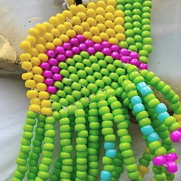 Hand Beaded Parrot Earrings - Picture 4 of 4